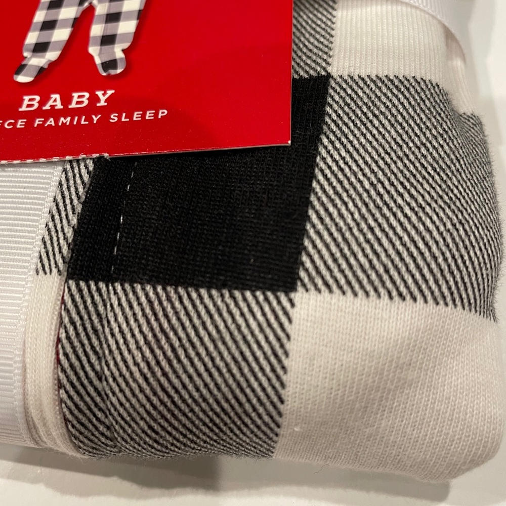 NEW! Wondershop Baby holiday buffalo check flannel matching family footed pajama - Picture 6 of 7